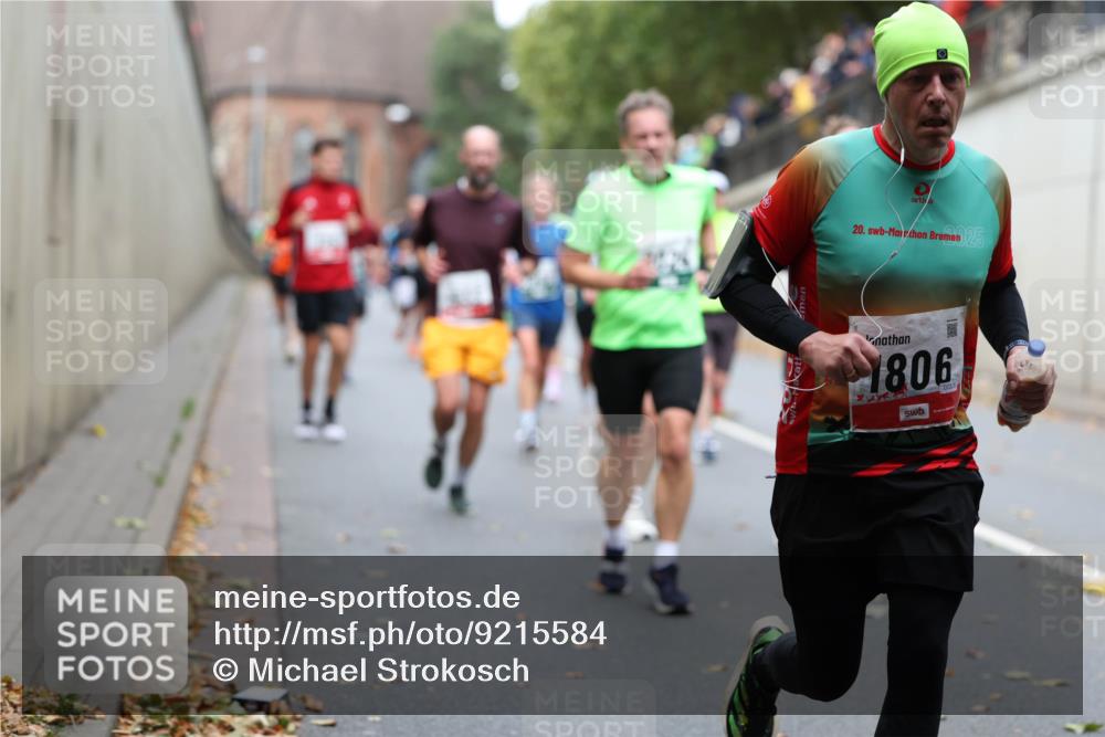 05.10.2025 - 20. swb-Marathon Bremen Michael Strokosch http://msf.ph/oto/9215584 05.10.2025 12:46:47 Laufen 20, 025, 1806 meine-sportfotos.de