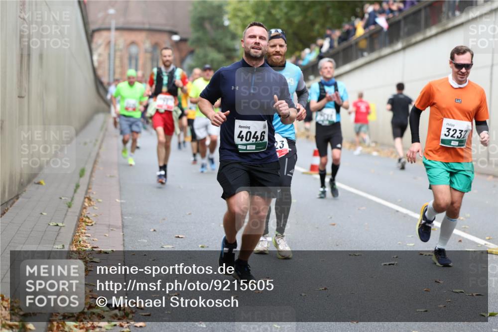 05.10.2025 - 20. swb-Marathon Bremen Michael Strokosch http://msf.ph/oto/9215605 05.10.2025 12:46:58 Laufen 4046, 23, 3237 meine-sportfotos.de