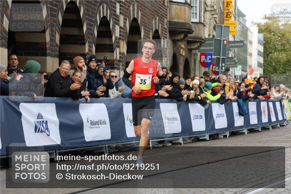 05.10.2025 - 20. swb-Marathon Bremen Strokosch-Dieckow http://msf.ph/oto/9219251 05.10.2025 10:27:07 Ziel 35 meine-sportfotos.de