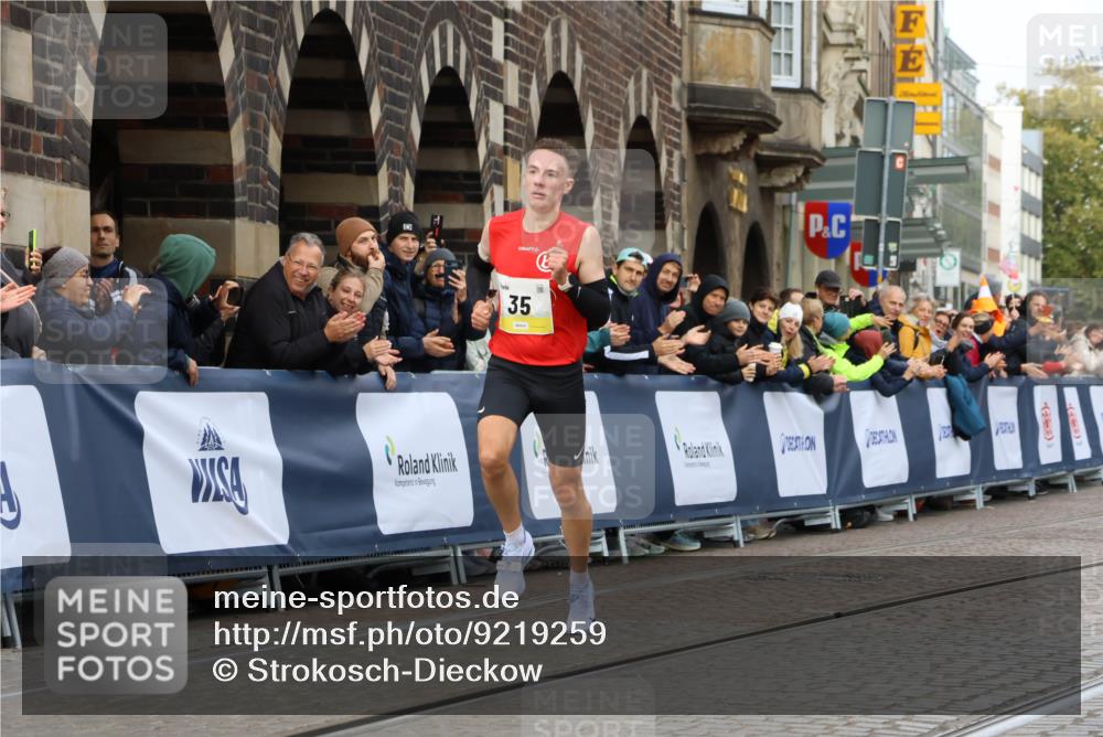 05.10.2025 - 20. swb-Marathon Bremen Strokosch-Dieckow http://msf.ph/oto/9219259 05.10.2025 10:27:07 Ziel 35 meine-sportfotos.de
