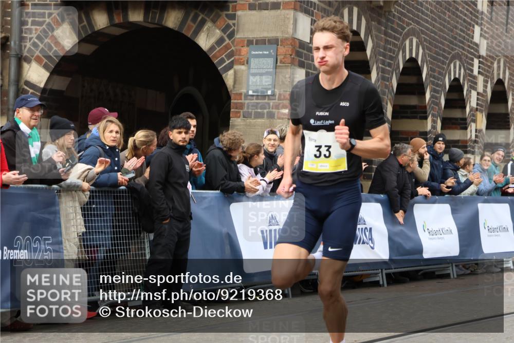 05.10.2025 - 20. swb-Marathon Bremen Strokosch-Dieckow http://msf.ph/oto/9219368 05.10.2025 10:28:24 Ziel 2, 33 meine-sportfotos.de