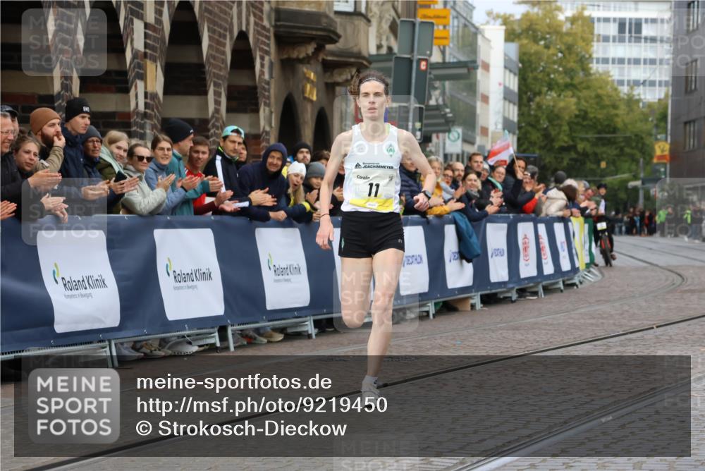 05.10.2025 - 20. swb-Marathon Bremen Strokosch-Dieckow http://msf.ph/oto/9219450 05.10.2025 10:30:15 Ziel 11 meine-sportfotos.de