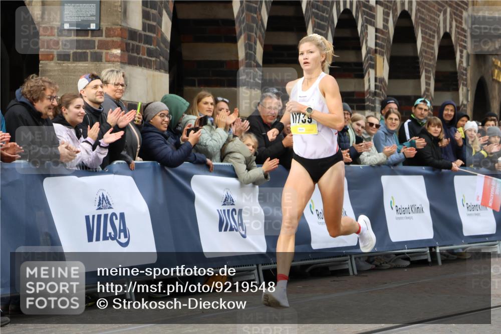 05.10.2025 - 20. swb-Marathon Bremen Strokosch-Dieckow http://msf.ph/oto/9219548 05.10.2025 10:30:50 Ziel  meine-sportfotos.de