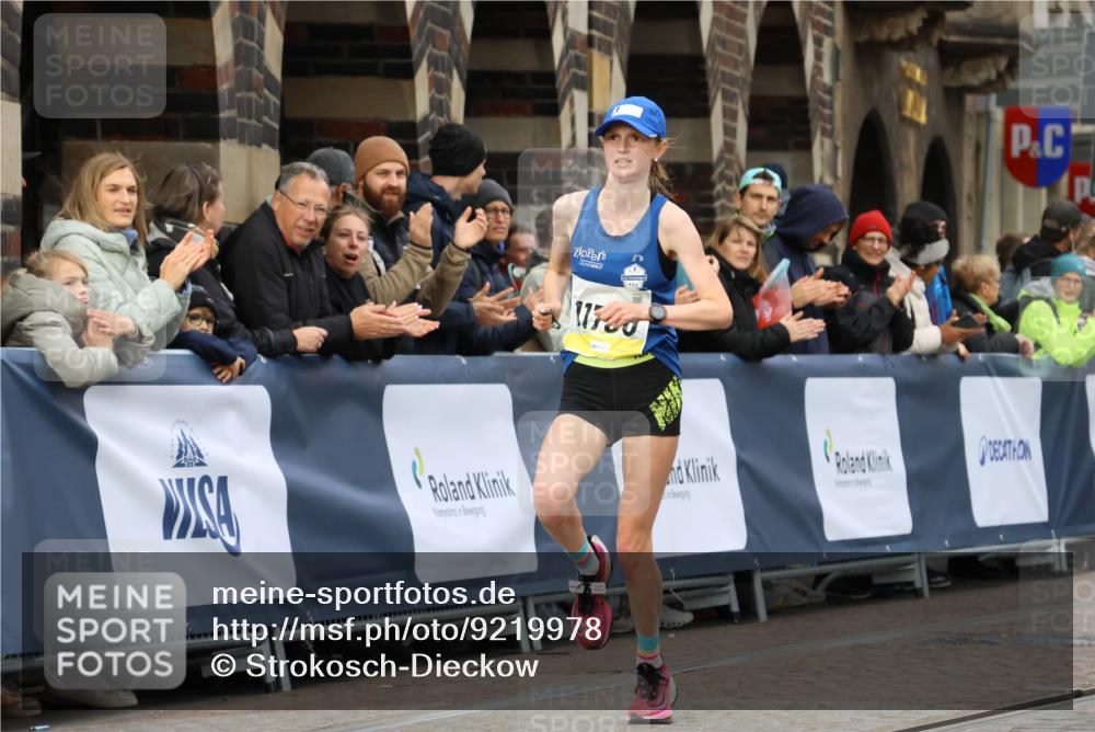 05.10.2025 - 20. swb-Marathon Bremen Strokosch-Dieckow http://msf.ph/oto/9219978 05.10.2025 10:32:39 Ziel 11730 meine-sportfotos.de