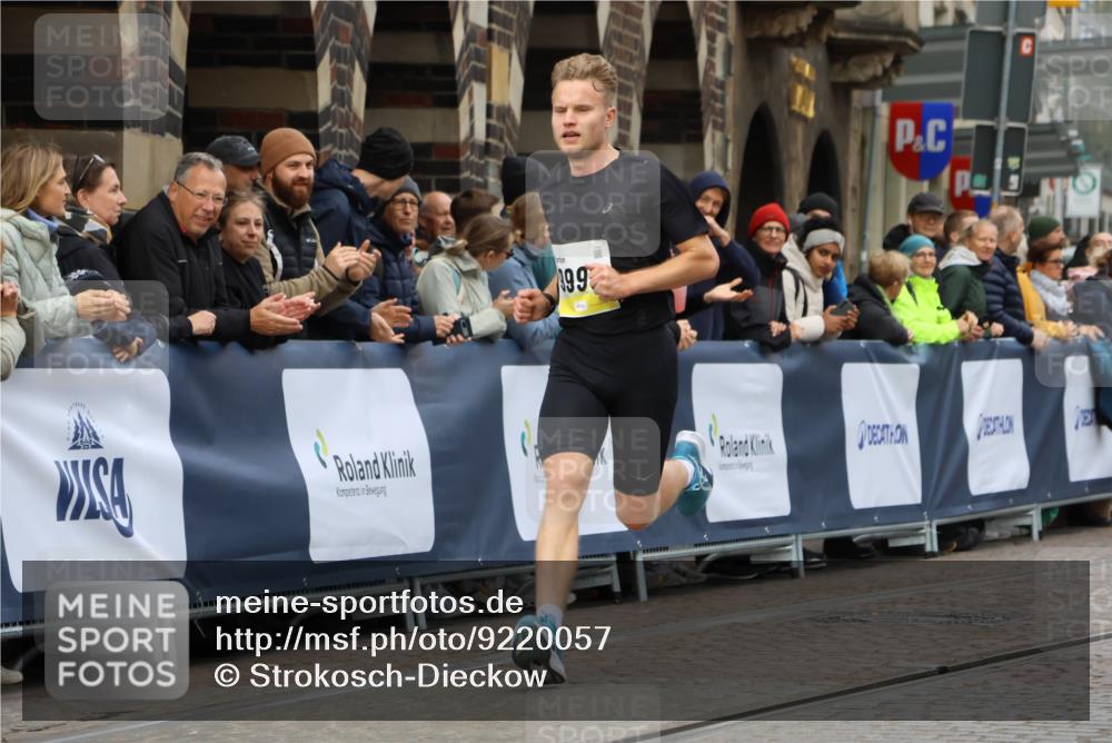 05.10.2025 - 20. swb-Marathon Bremen Strokosch-Dieckow http://msf.ph/oto/9220057 05.10.2025 10:32:50 Ziel 9996 meine-sportfotos.de