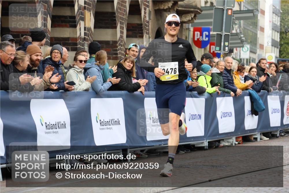 05.10.2025 - 20. swb-Marathon Bremen Strokosch-Dieckow http://msf.ph/oto/9220359 05.10.2025 10:35:09 Ziel 10476, 11443 meine-sportfotos.de