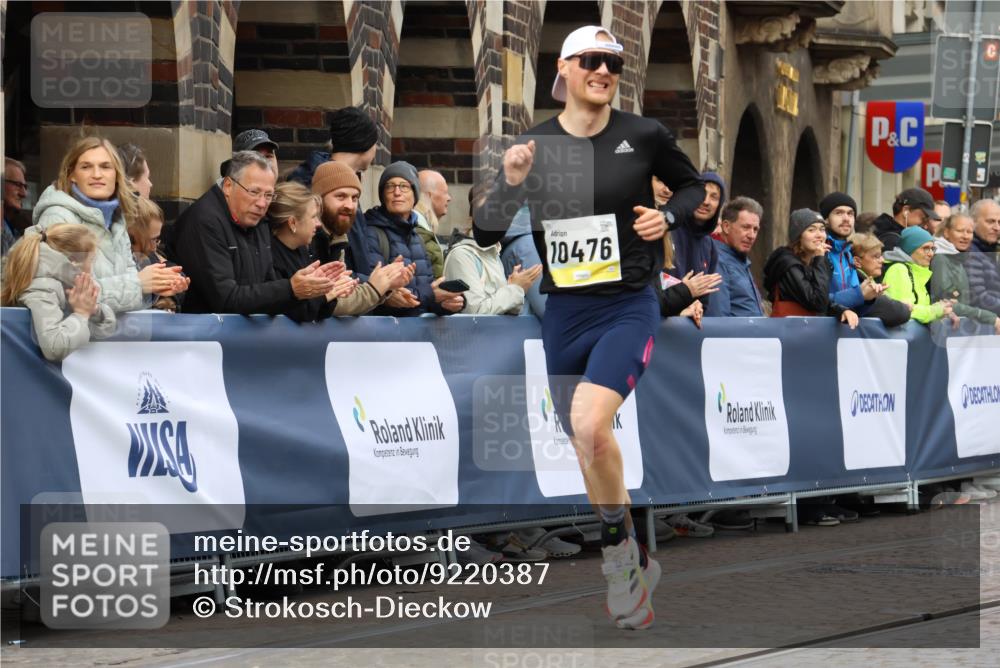 05.10.2025 - 20. swb-Marathon Bremen Strokosch-Dieckow http://msf.ph/oto/9220387 05.10.2025 10:35:09 Ziel 10476, 11443 meine-sportfotos.de