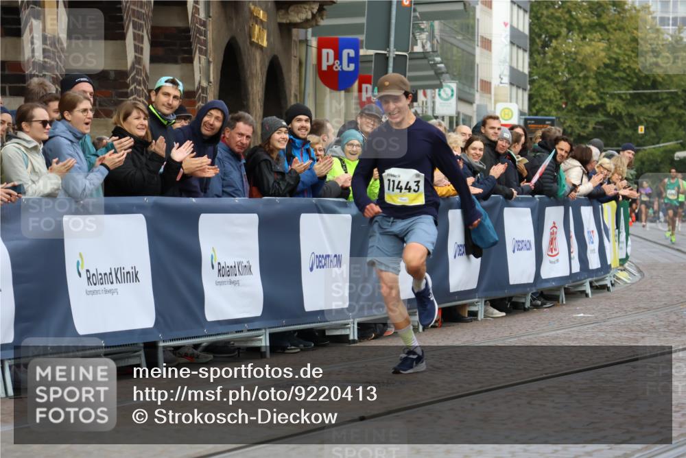 05.10.2025 - 20. swb-Marathon Bremen Strokosch-Dieckow http://msf.ph/oto/9220413 05.10.2025 10:35:14 Ziel 11443 meine-sportfotos.de