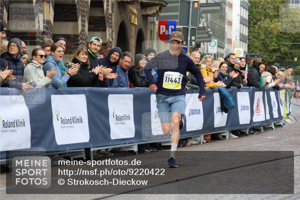 05.10.2025 - 20. swb-Marathon Bremen Strokosch-Dieckow http://msf.ph/oto/9220422 05.10.2025 10:35:14 Ziel 11443 meine-sportfotos.de