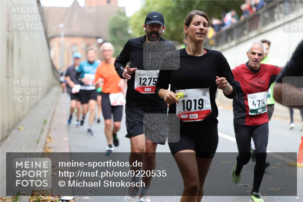 05.10.2025 - 20. swb-Marathon Bremen Michael Strokosch http://msf.ph/oto/9220535 05.10.2025 12:49:14 Laufen 1275, 1019, 00246, 4714 meine-sportfotos.de