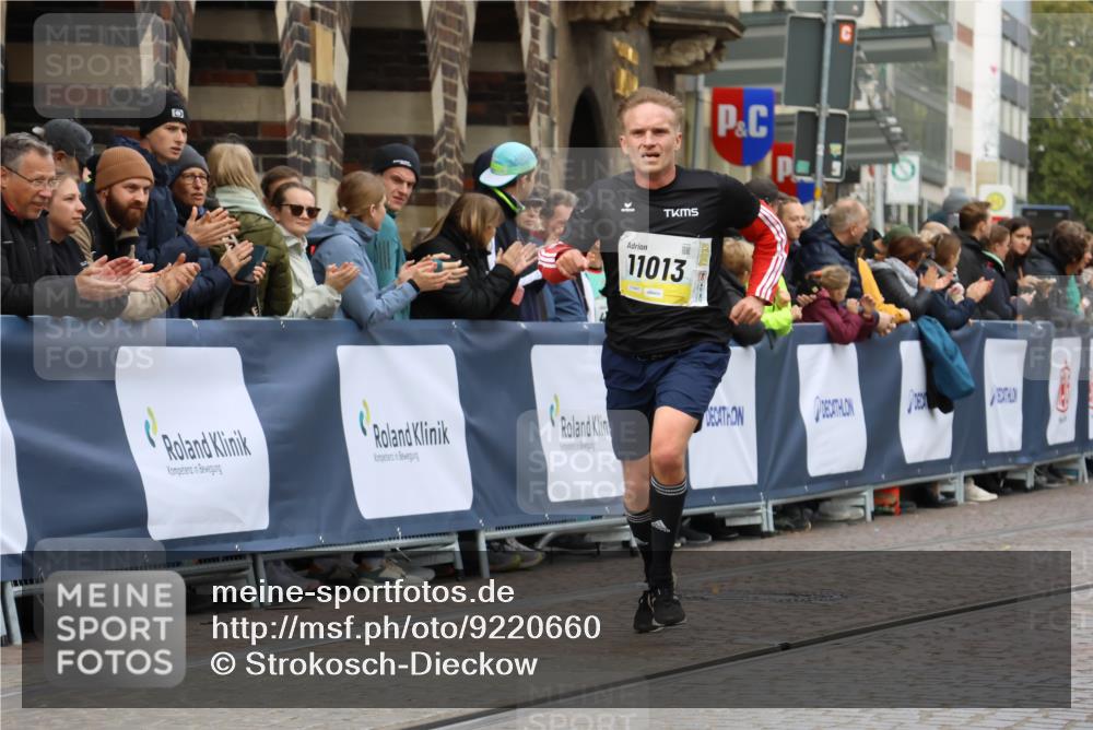 05.10.2025 - 20. swb-Marathon Bremen Strokosch-Dieckow http://msf.ph/oto/9220660 05.10.2025 10:36:22 Ziel 11013, 11185, 11687 meine-sportfotos.de