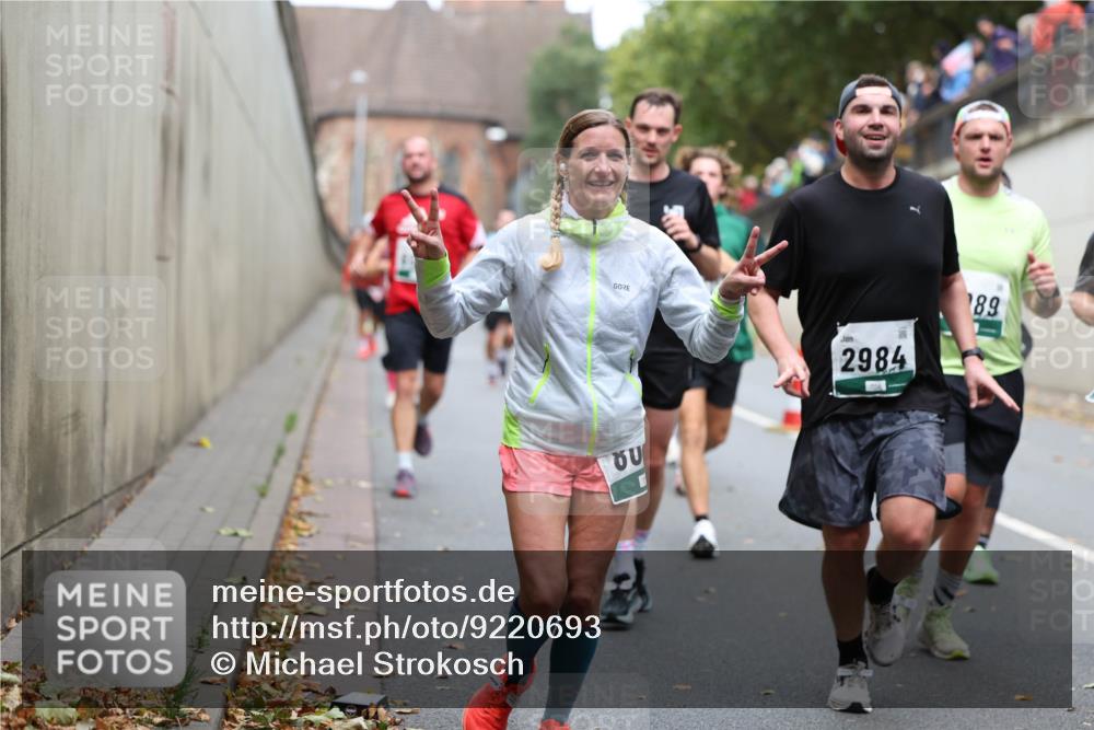 05.10.2025 - 20. swb-Marathon Bremen Michael Strokosch http://msf.ph/oto/9220693 05.10.2025 12:50:15 Laufen 2984, 189 meine-sportfotos.de