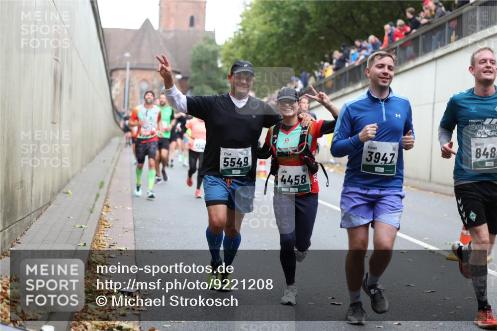 05.10.2025 - 20. swb-Marathon Bremen Michael Strokosch http://msf.ph/oto/9221208 05.10.2025 12:53:09 Laufen 5549, 4458, 3947, 848 meine-sportfotos.de