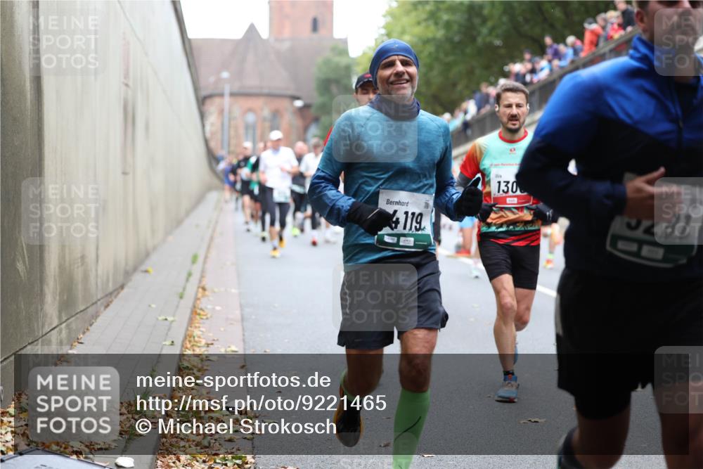 05.10.2025 - 20. swb-Marathon Bremen Michael Strokosch http://msf.ph/oto/9221465 05.10.2025 12:54:53 Laufen 119, 130, 281 meine-sportfotos.de