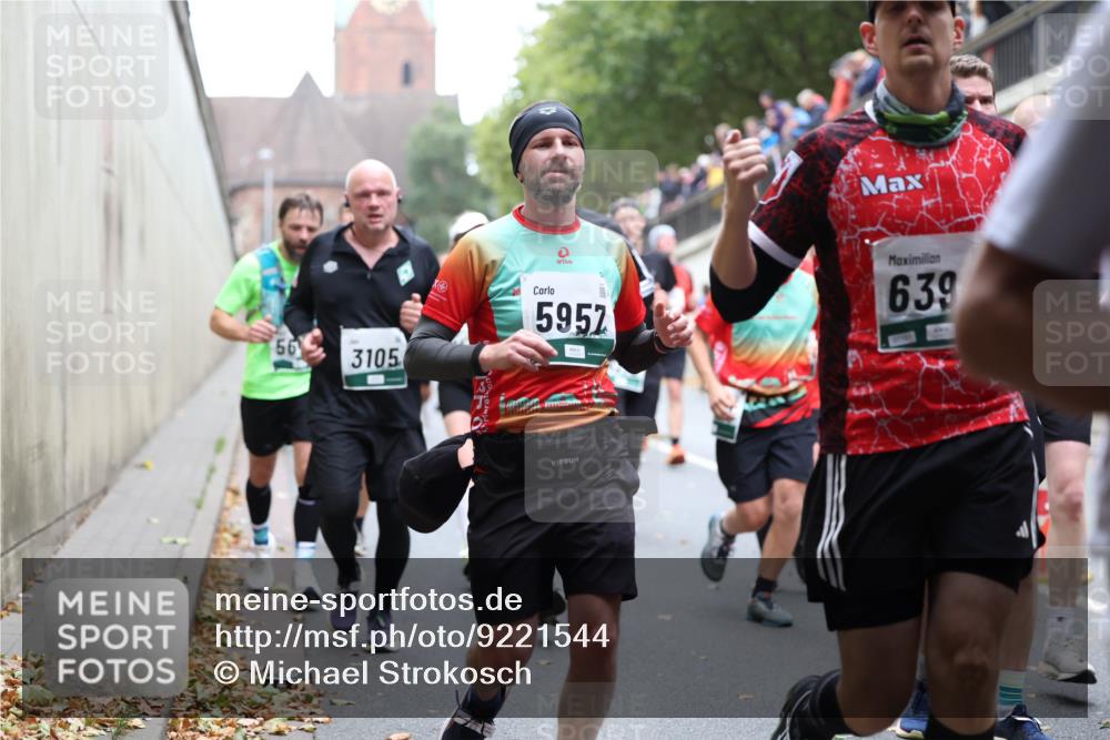 05.10.2025 - 20. swb-Marathon Bremen Michael Strokosch http://msf.ph/oto/9221544 05.10.2025 12:55:28 Laufen 56, 3105, 0, 5957, 639 meine-sportfotos.de