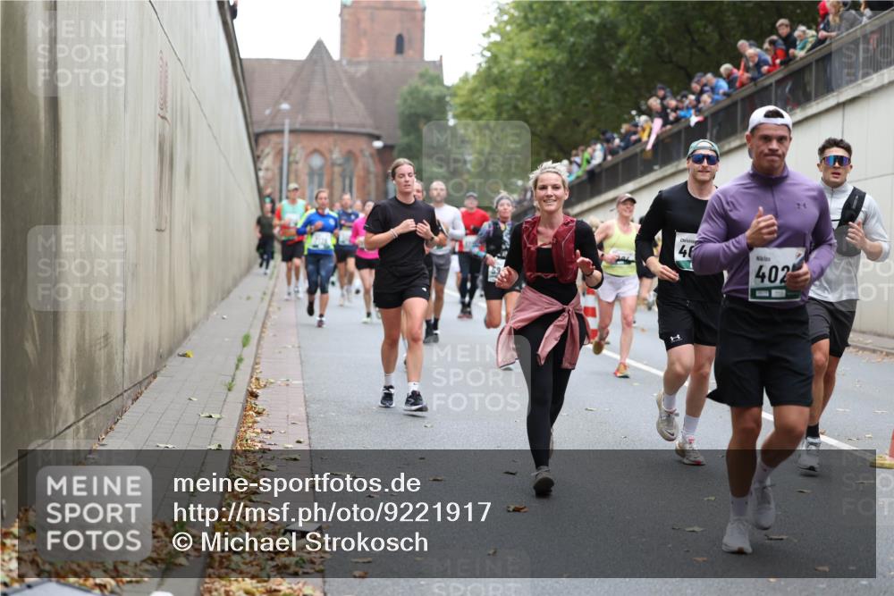 05.10.2025 - 20. swb-Marathon Bremen Michael Strokosch http://msf.ph/oto/9221917 05.10.2025 12:57:39 Laufen 40, 402 meine-sportfotos.de