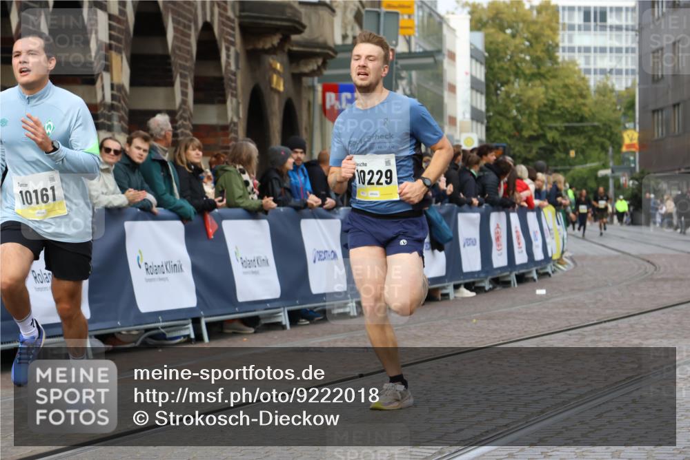 05.10.2025 - 20. swb-Marathon Bremen Strokosch-Dieckow http://msf.ph/oto/9222018 05.10.2025 10:40:46 Ziel 10161, 10229 meine-sportfotos.de