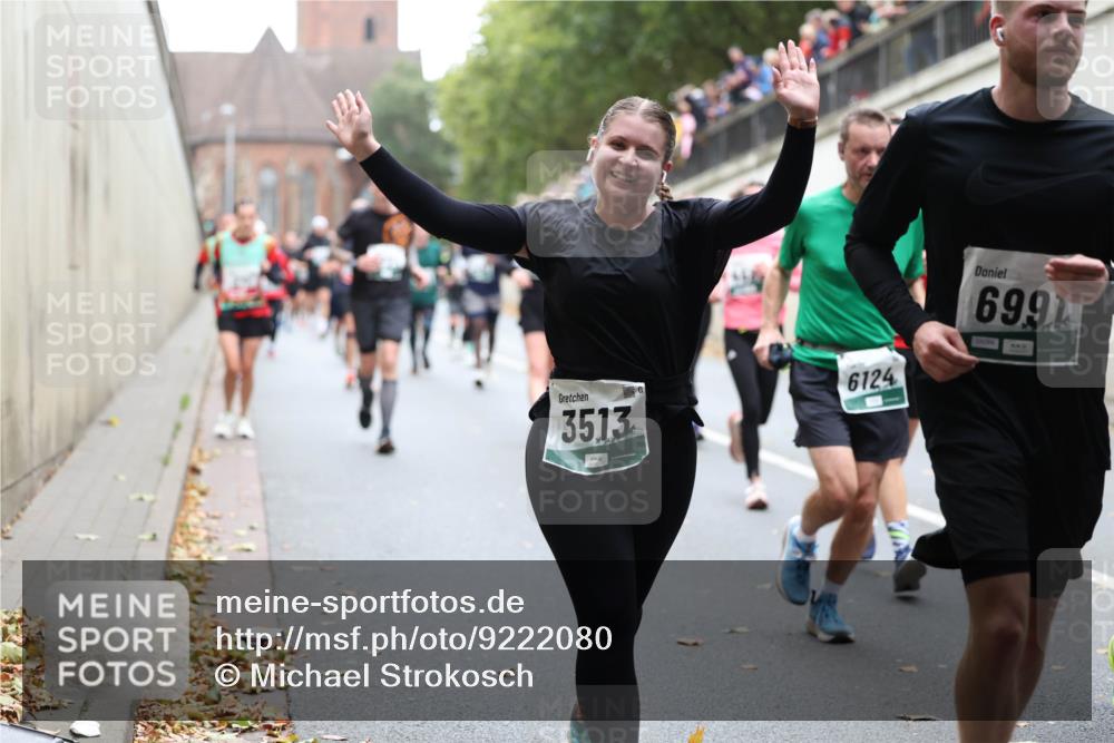 05.10.2025 - 20. swb-Marathon Bremen Michael Strokosch http://msf.ph/oto/9222080 05.10.2025 12:58:34 Laufen 3513, 6124, 6991 meine-sportfotos.de