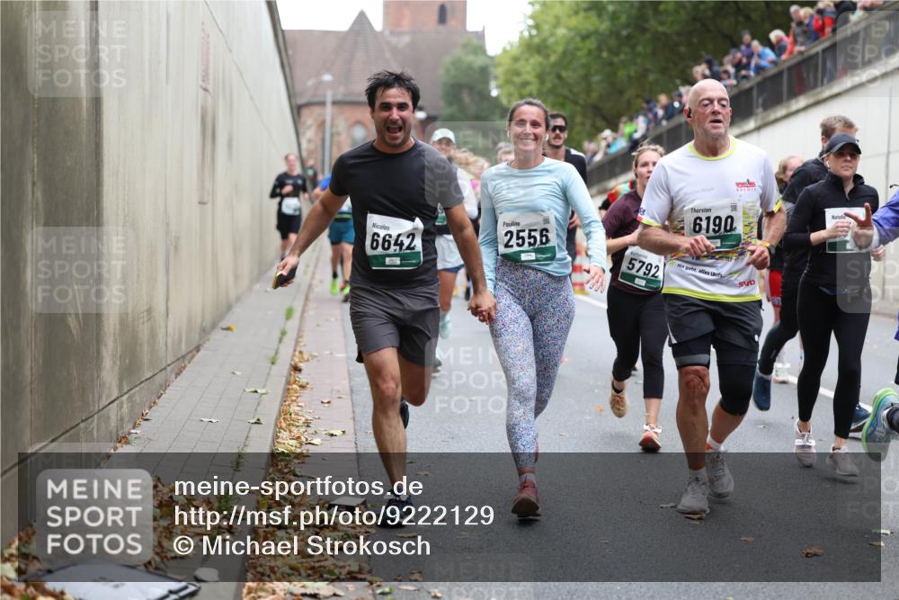 05.10.2025 - 20. swb-Marathon Bremen Michael Strokosch http://msf.ph/oto/9222129 05.10.2025 12:58:54 Laufen 6190, 6642, 2556, 5792 meine-sportfotos.de