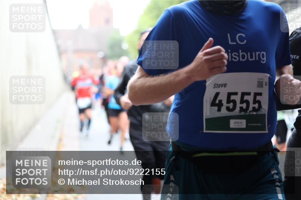 05.10.2025 - 20. swb-Marathon Bremen Michael Strokosch http://msf.ph/oto/9222155 05.10.2025 12:59:00 Laufen 4555 meine-sportfotos.de