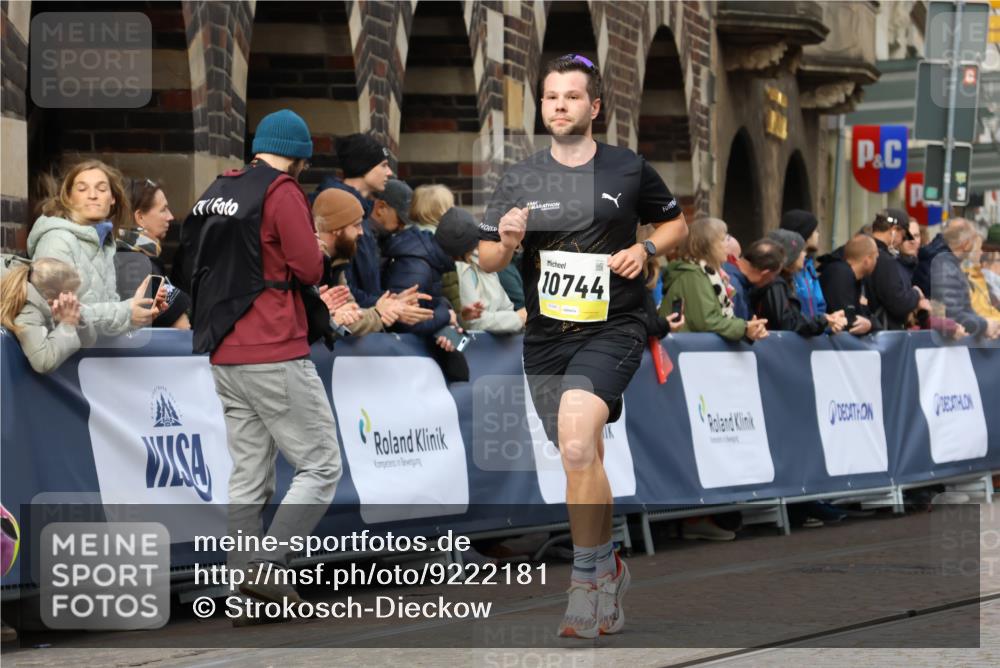 05.10.2025 - 20. swb-Marathon Bremen Strokosch-Dieckow http://msf.ph/oto/9222181 05.10.2025 10:41:28 Ziel 10744, 10910 meine-sportfotos.de