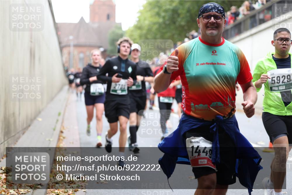 05.10.2025 - 20. swb-Marathon Bremen Michael Strokosch http://msf.ph/oto/9222222 05.10.2025 12:59:20 Laufen 278, 20, 1449, 5929 meine-sportfotos.de
