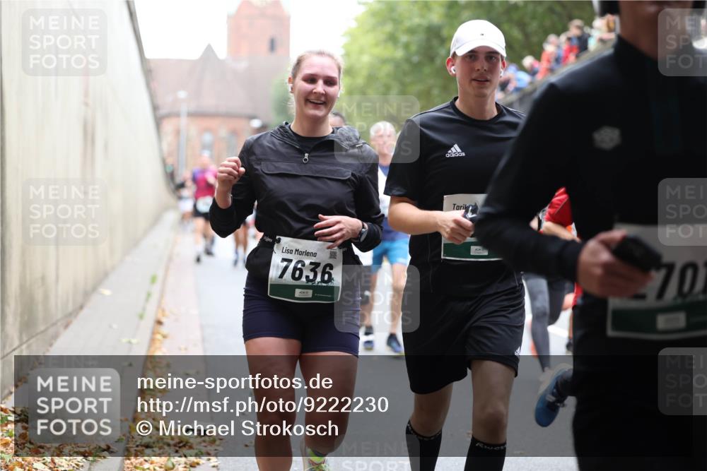 05.10.2025 - 20. swb-Marathon Bremen Michael Strokosch http://msf.ph/oto/9222230 05.10.2025 12:59:22 Laufen 7636, 701 meine-sportfotos.de