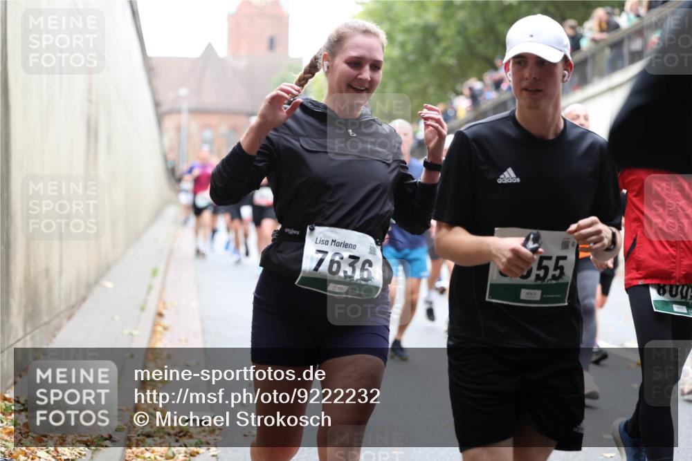 05.10.2025 - 20. swb-Marathon Bremen Michael Strokosch http://msf.ph/oto/9222232 05.10.2025 12:59:22 Laufen 7636, 55 meine-sportfotos.de