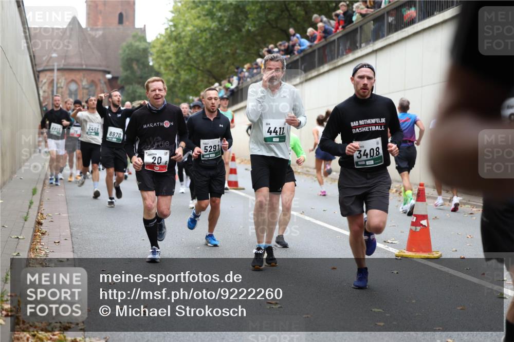 05.10.2025 - 20. swb-Marathon Bremen Michael Strokosch http://msf.ph/oto/9222260 05.10.2025 12:59:30 Laufen 3458, 8855, 8970, 206, 5291, 4411, 3408 meine-sportfotos.de
