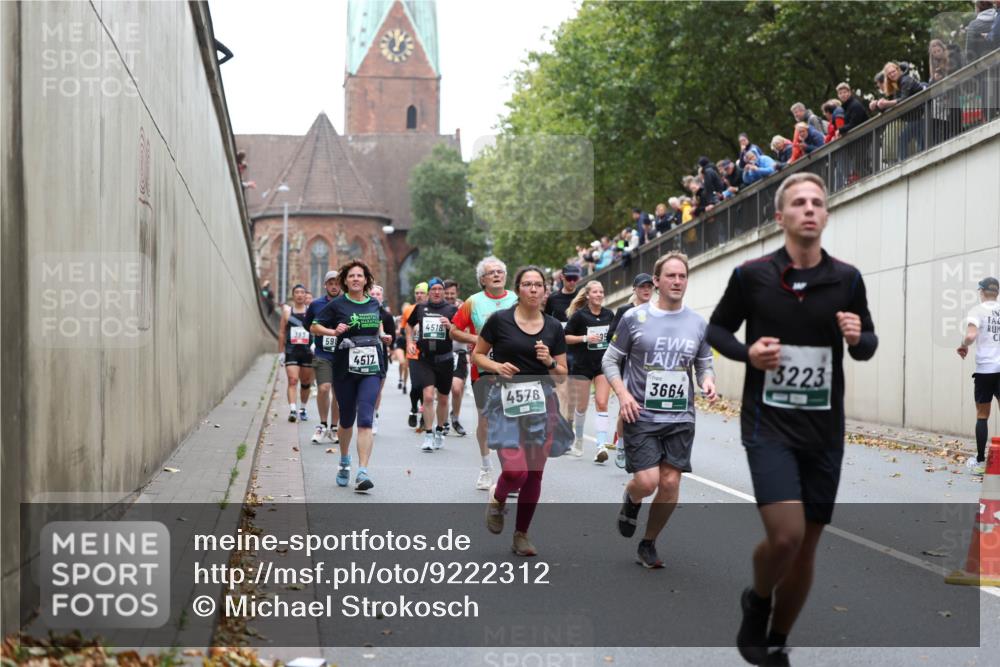 05.10.2025 - 20. swb-Marathon Bremen Michael Strokosch http://msf.ph/oto/9222312 05.10.2025 12:59:48 Laufen 598, 4517, 4518, 4576, 3664, 3223 meine-sportfotos.de