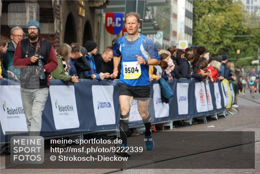 05.10.2025 - 20. swb-Marathon Bremen Strokosch-Dieckow http://msf.ph/oto/9222339 05.10.2025 10:42:07 Ziel 8187, 9364, 9504, 9849, 10838, 11422 meine-sportfotos.de