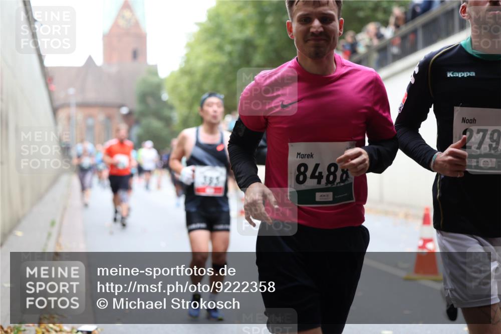05.10.2025 - 20. swb-Marathon Bremen Michael Strokosch http://msf.ph/oto/9222358 05.10.2025 13:00:01 Laufen 848, 279, 372 meine-sportfotos.de