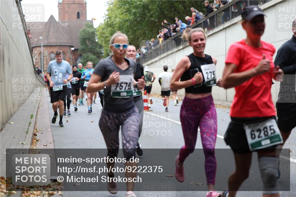 05.10.2025 - 20. swb-Marathon Bremen Michael Strokosch http://msf.ph/oto/9222375 05.10.2025 13:00:08 Laufen 420, 7576, 275, 6285 meine-sportfotos.de