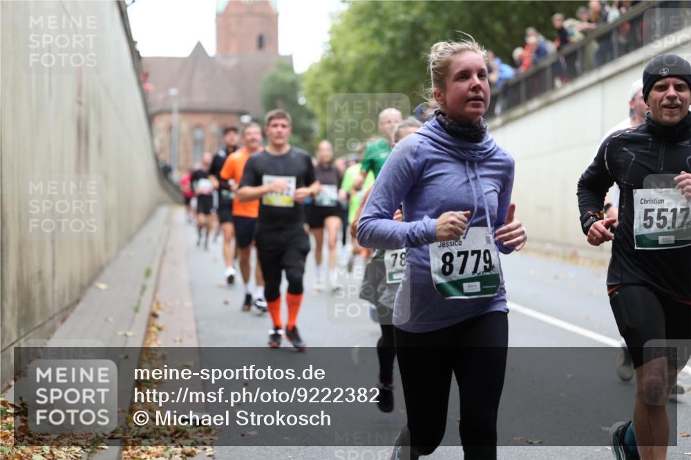05.10.2025 - 20. swb-Marathon Bremen Michael Strokosch http://msf.ph/oto/9222382 05.10.2025 13:00:13 Laufen 78, 8779, 55, 17 meine-sportfotos.de
