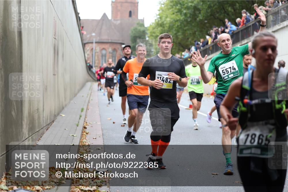 05.10.2025 - 20. swb-Marathon Bremen Michael Strokosch http://msf.ph/oto/9222385 05.10.2025 13:00:14 Laufen 5, 11482, 6370, 5574, 7865 meine-sportfotos.de