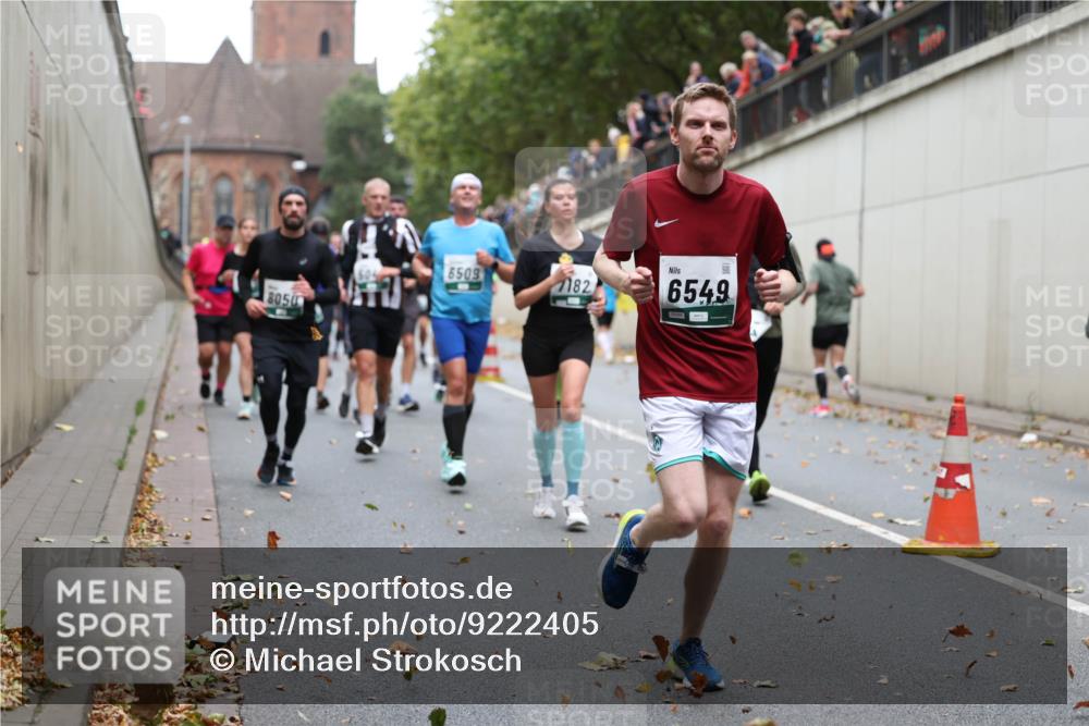 05.10.2025 - 20. swb-Marathon Bremen Michael Strokosch http://msf.ph/oto/9222405 05.10.2025 13:00:22 Laufen 8050, 6509, 182, 6549 meine-sportfotos.de