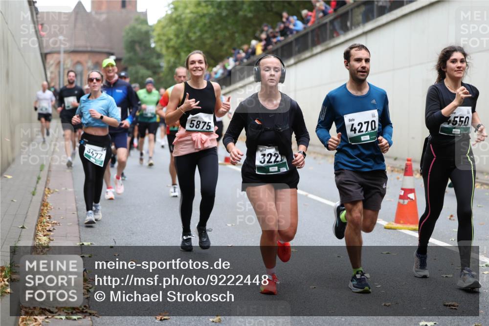 05.10.2025 - 20. swb-Marathon Bremen Michael Strokosch http://msf.ph/oto/9222448 05.10.2025 13:00:37 Laufen 3472, 5875, 322, 4270, 4550 meine-sportfotos.de