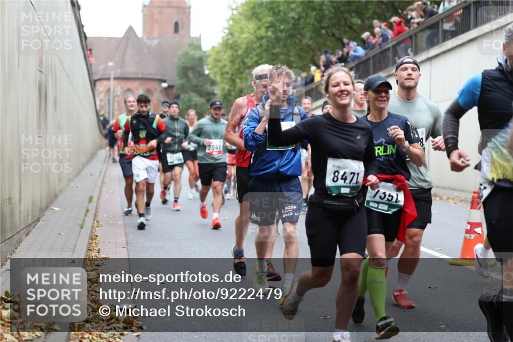 05.10.2025 - 20. swb-Marathon Bremen Michael Strokosch http://msf.ph/oto/9222479 05.10.2025 13:00:46 Laufen 2046, 3856, 8471, 1351 meine-sportfotos.de