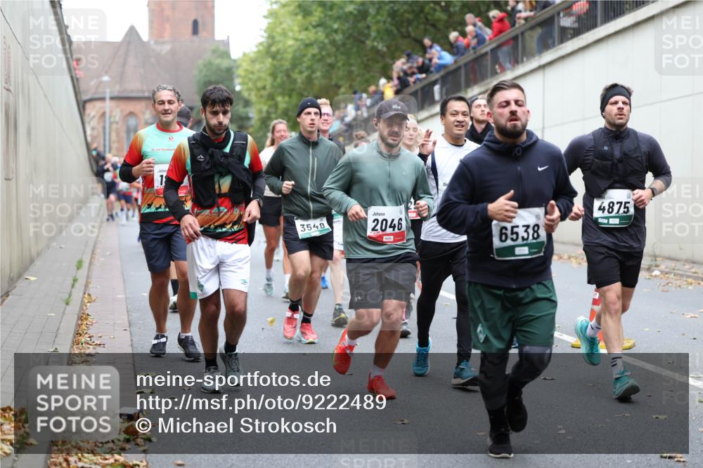 05.10.2025 - 20. swb-Marathon Bremen Michael Strokosch http://msf.ph/oto/9222489 05.10.2025 13:00:48 Laufen 3548, 2046, 4875, 6538 meine-sportfotos.de