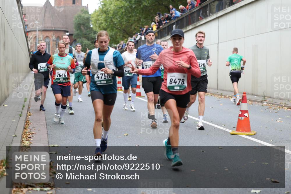 05.10.2025 - 20. swb-Marathon Bremen Michael Strokosch http://msf.ph/oto/9222510 05.10.2025 13:00:56 Laufen 0, 3441, 7545, 262, 4756, 345, 31, 3, 8478, 3211 meine-sportfotos.de