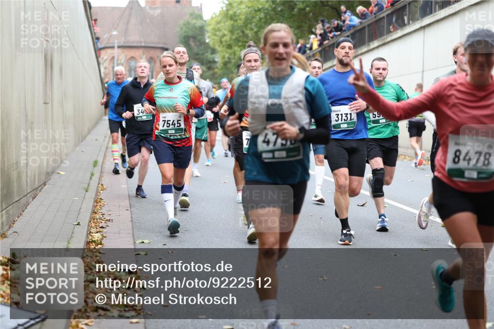 05.10.2025 - 20. swb-Marathon Bremen Michael Strokosch http://msf.ph/oto/9222512 05.10.2025 13:00:57 Laufen 34, 7545, 7, 475, 3131, 59, 8478 meine-sportfotos.de