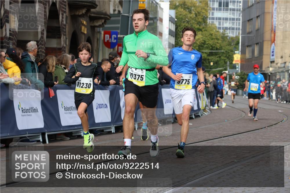 05.10.2025 - 20. swb-Marathon Bremen Strokosch-Dieckow http://msf.ph/oto/9222514 05.10.2025 10:42:24 Ziel 9700, 9775, 10208, 10375, 11230, 11725 meine-sportfotos.de