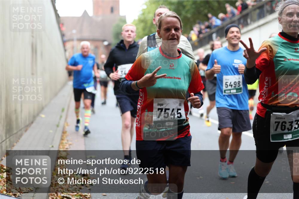 05.10.2025 - 20. swb-Marathon Bremen Michael Strokosch http://msf.ph/oto/9222518 05.10.2025 13:00:59 Laufen 7545, 5498, 20, 7633 meine-sportfotos.de
