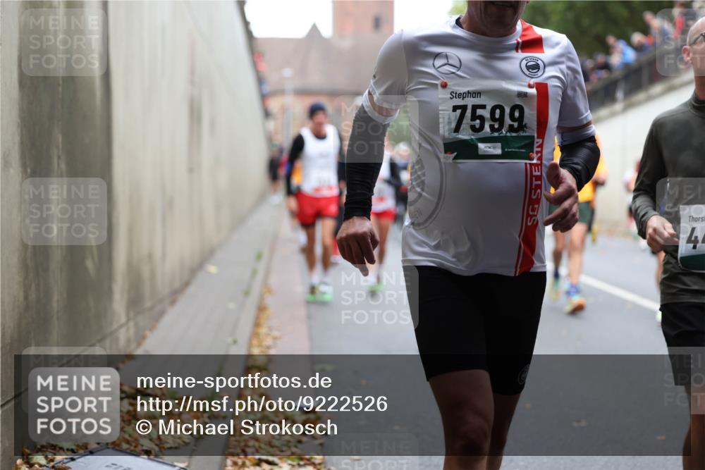 05.10.2025 - 20. swb-Marathon Bremen Michael Strokosch http://msf.ph/oto/9222526 05.10.2025 13:01:05 Laufen 7599, 44 meine-sportfotos.de
