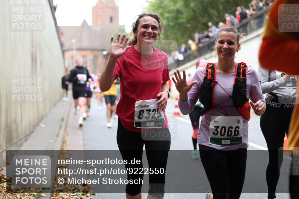 05.10.2025 - 20. swb-Marathon Bremen Michael Strokosch http://msf.ph/oto/9222550 05.10.2025 13:01:12 Laufen 8325, 3066 meine-sportfotos.de