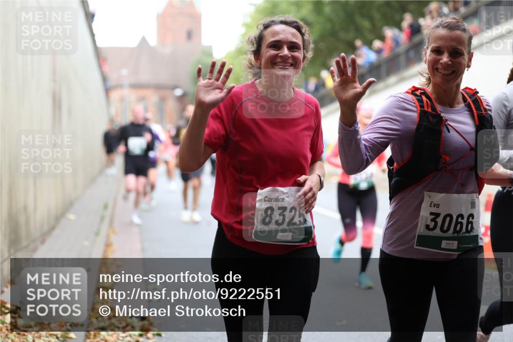 05.10.2025 - 20. swb-Marathon Bremen Michael Strokosch http://msf.ph/oto/9222551 05.10.2025 13:01:12 Laufen 8325, 3066 meine-sportfotos.de