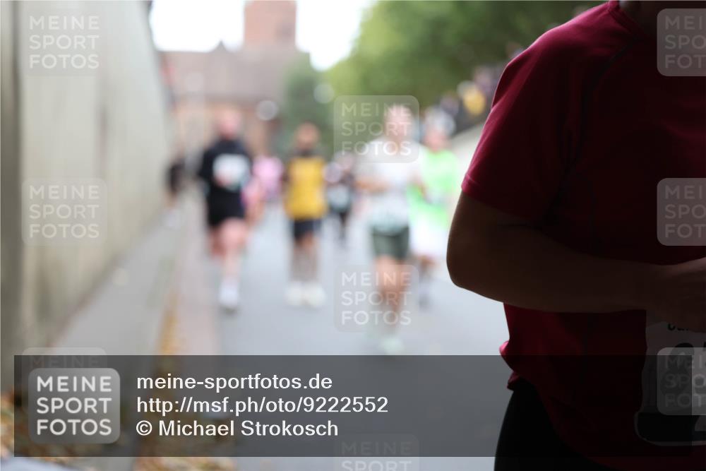 05.10.2025 - 20. swb-Marathon Bremen Michael Strokosch http://msf.ph/oto/9222552 05.10.2025 13:01:13 Laufen 83 meine-sportfotos.de