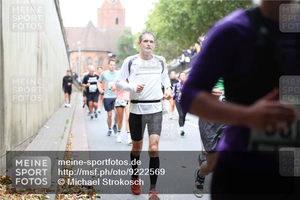 05.10.2025 - 20. swb-Marathon Bremen Michael Strokosch http://msf.ph/oto/9222569 05.10.2025 13:01:17 Laufen  meine-sportfotos.de