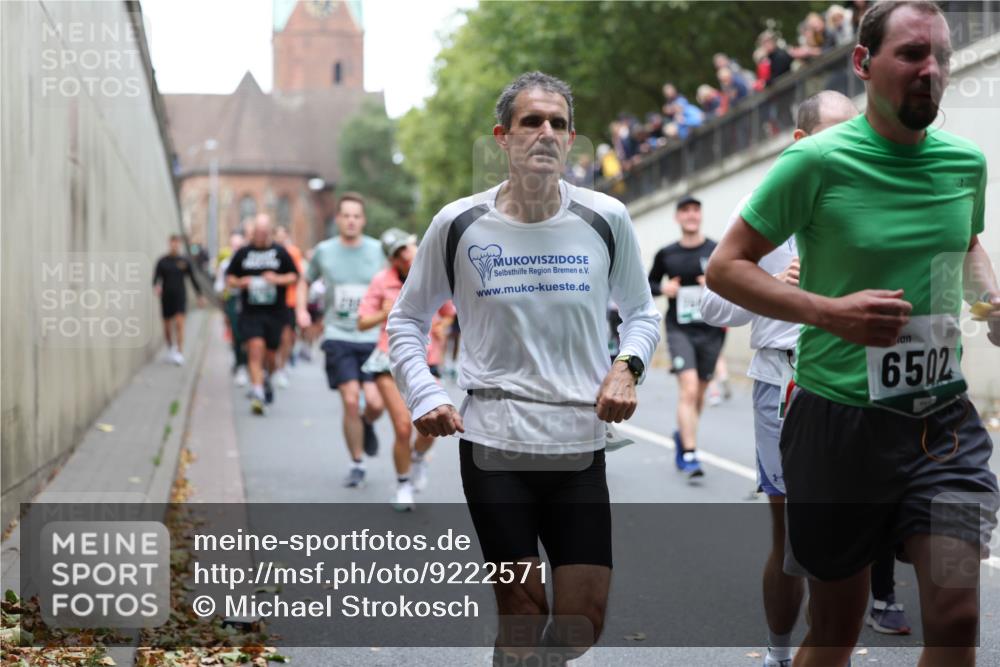 05.10.2025 - 20. swb-Marathon Bremen Michael Strokosch http://msf.ph/oto/9222571 05.10.2025 13:01:17 Laufen 6502 meine-sportfotos.de