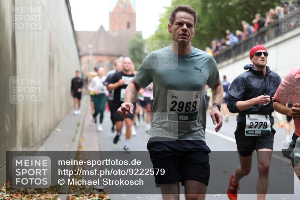 05.10.2025 - 20. swb-Marathon Bremen Michael Strokosch http://msf.ph/oto/9222579 05.10.2025 13:01:20 Laufen 2969, 2779 meine-sportfotos.de
